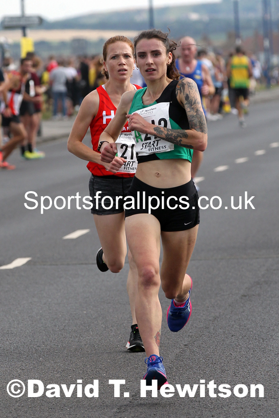 Senior womens 4 stage relay, 2021 Northern 6 and 4 Stage and Young Athletes Road Relays, Redcar. Photo: David T. Hewitson/Sports for All Pics